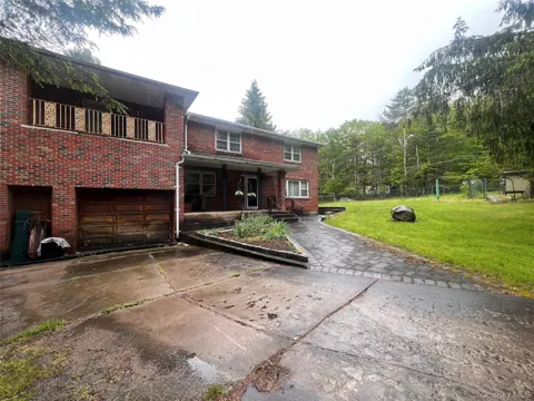 4 Beach Road #2nd floor unit