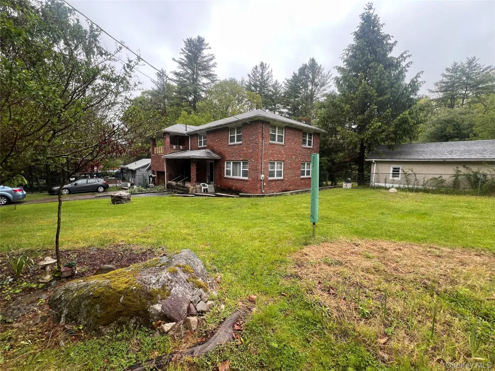 4 Beach Road #2nd floor unit Glen Spey, NY 12737