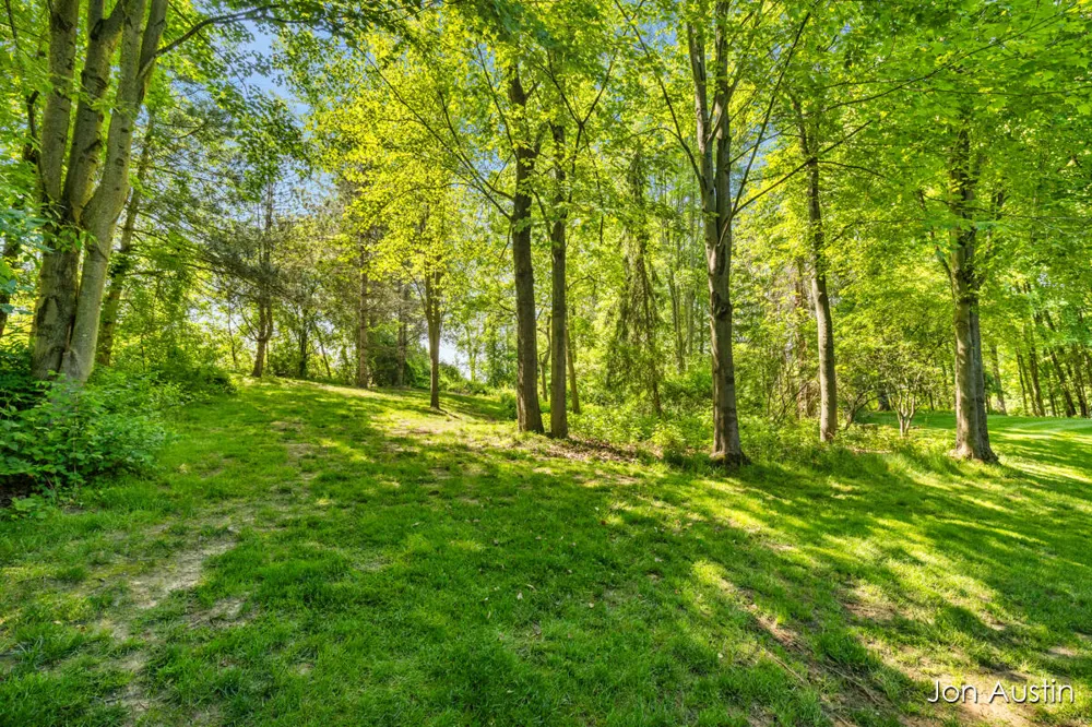 4380 Michigan Street NE Grand Rapids, MI 49525