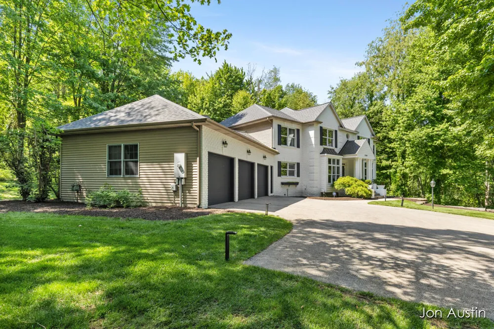 4380 Michigan Street NE Grand Rapids, MI 49525