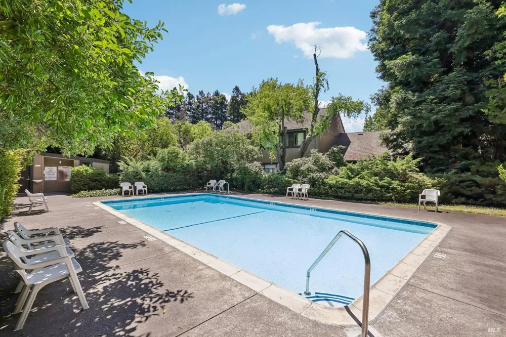 93 Nicholas Court Cotati, CA 94931