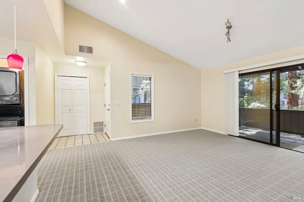93 Nicholas Court Cotati, CA 94931