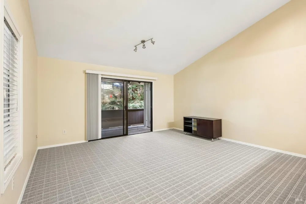 93 Nicholas Court Cotati, CA 94931