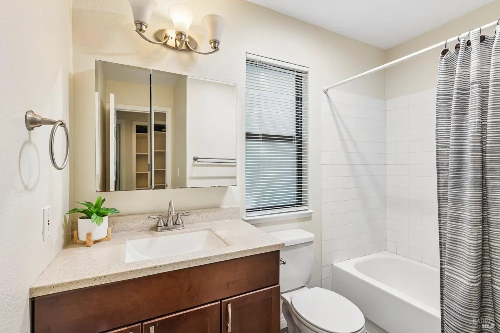 93 Nicholas Court Cotati, CA 94931