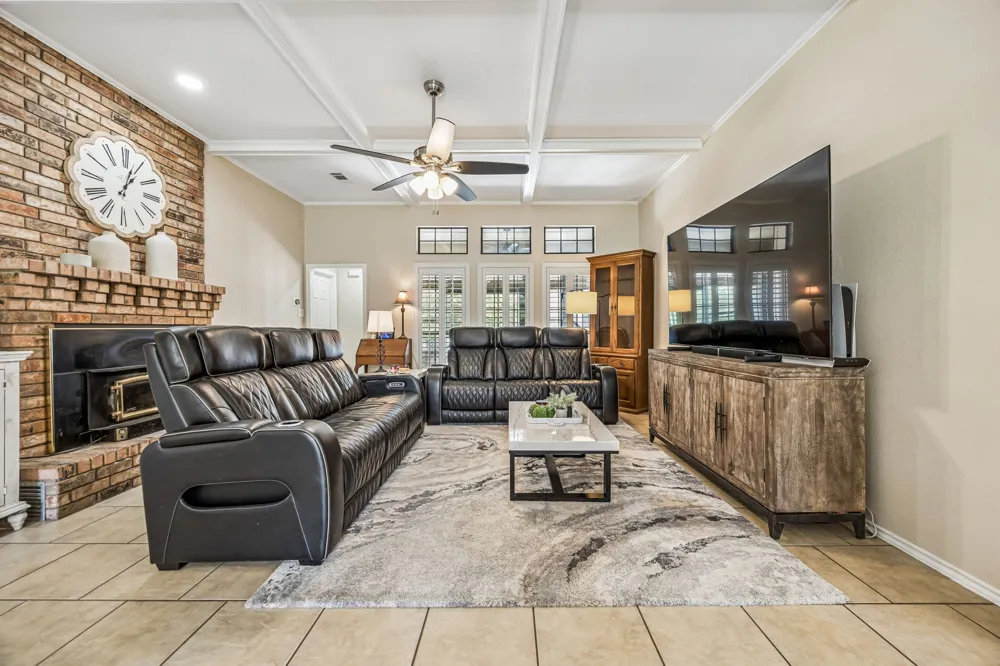 807 E State Highway 11 Tom Bean, TX 75491