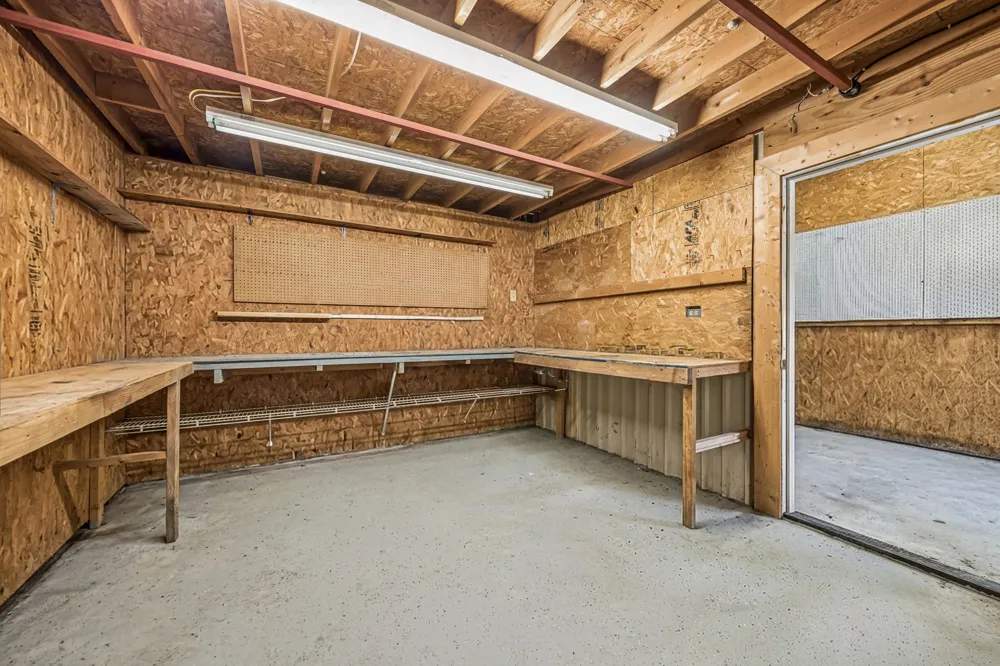 807 E State Highway 11 Tom Bean, TX 75491