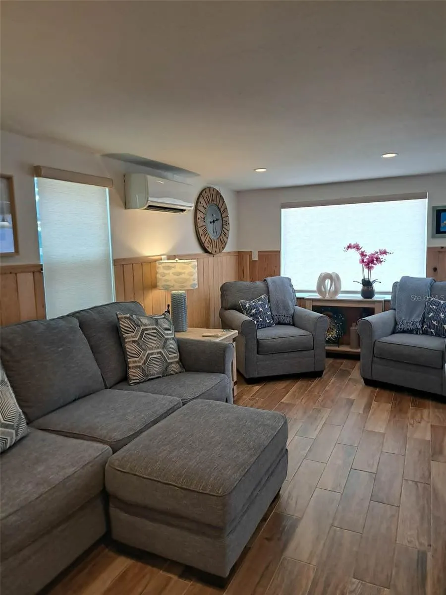 2802 PASS A GRILLE WAY #1 St Petersburg, FL 33706