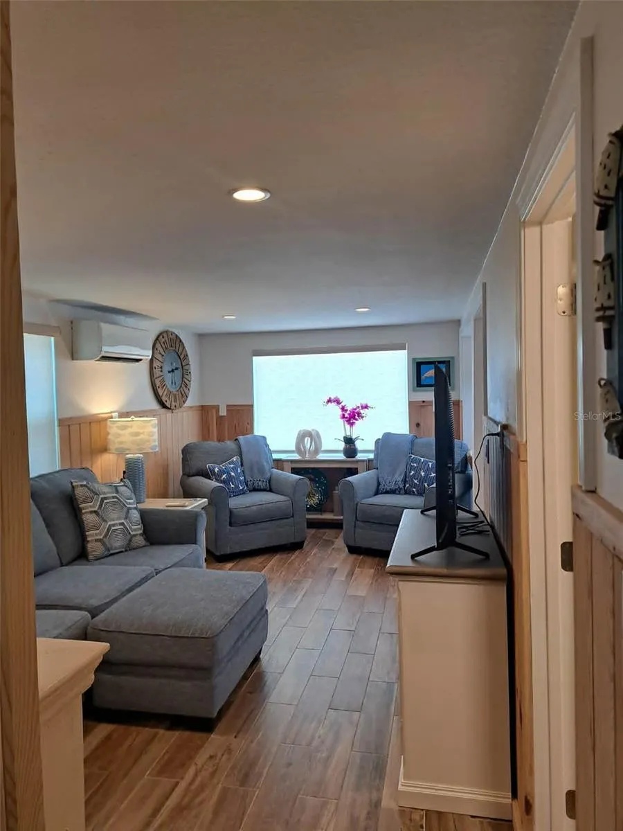 2802 PASS A GRILLE WAY #1 St Petersburg, FL 33706
