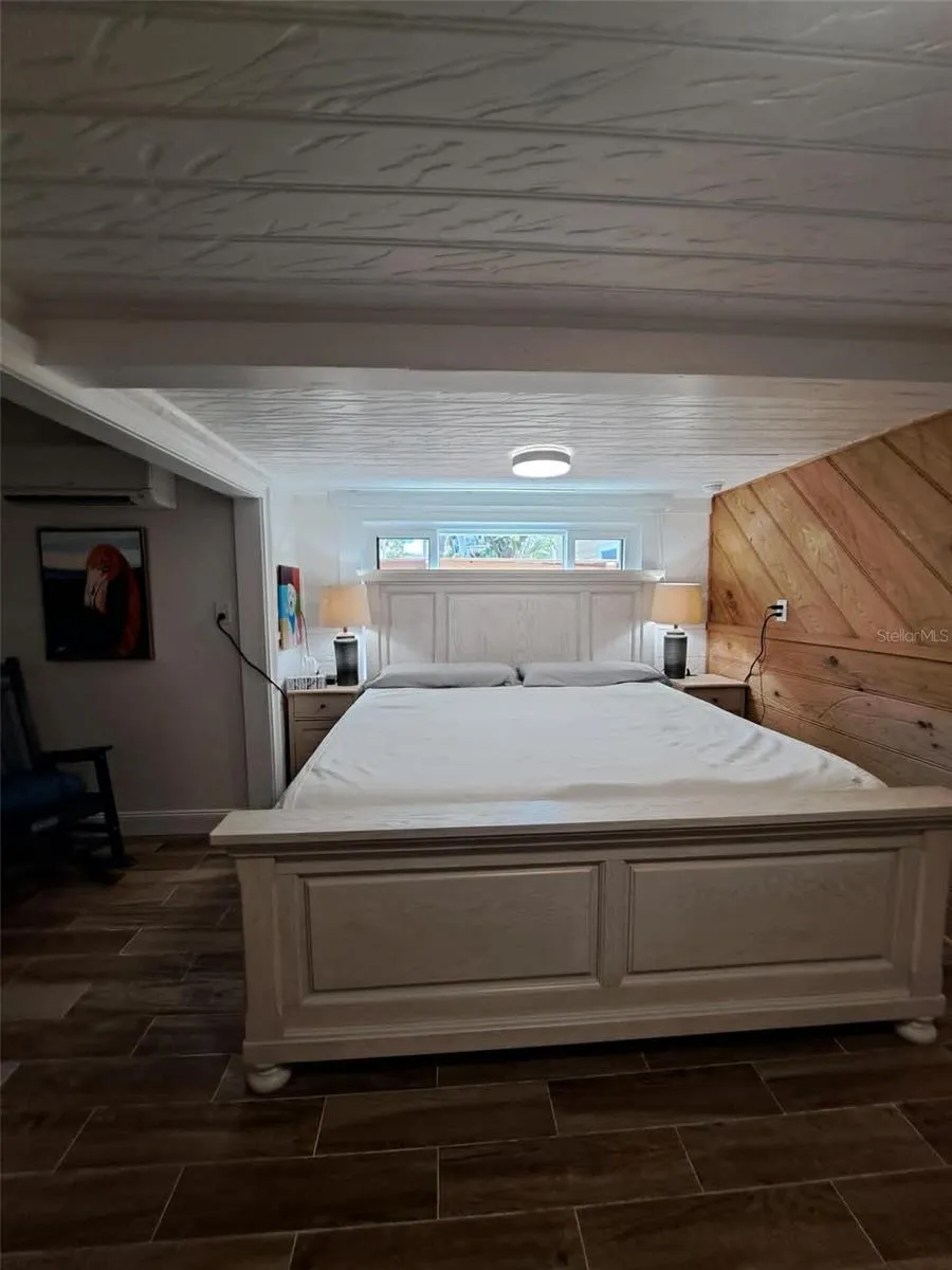 2802 PASS A GRILLE WAY #1 St Petersburg, FL 33706