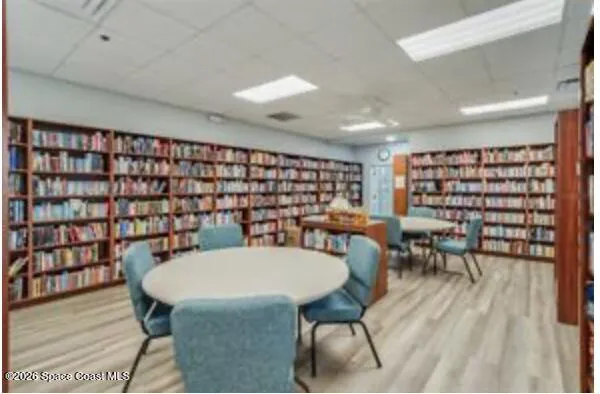 5745 King James Avenue Leesburg, FL 34748