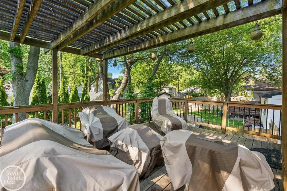 1136 Miller Road Lake Orion Village, MI 48362