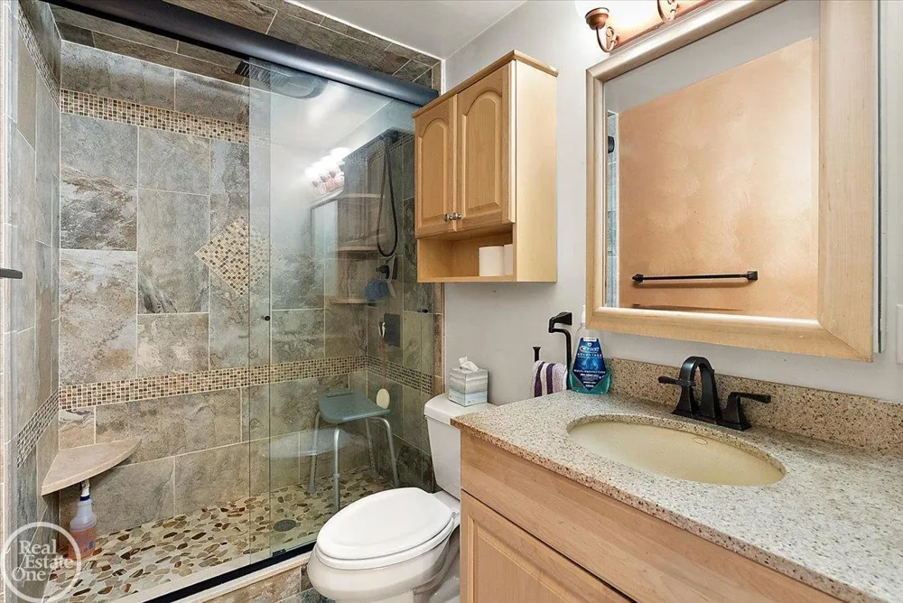 1136 Miller Road Lake Orion Village, MI 48362