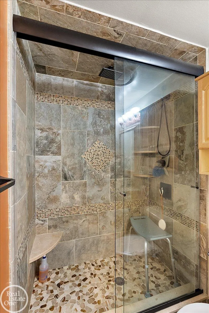 1136 Miller Road Lake Orion Village, MI 48362