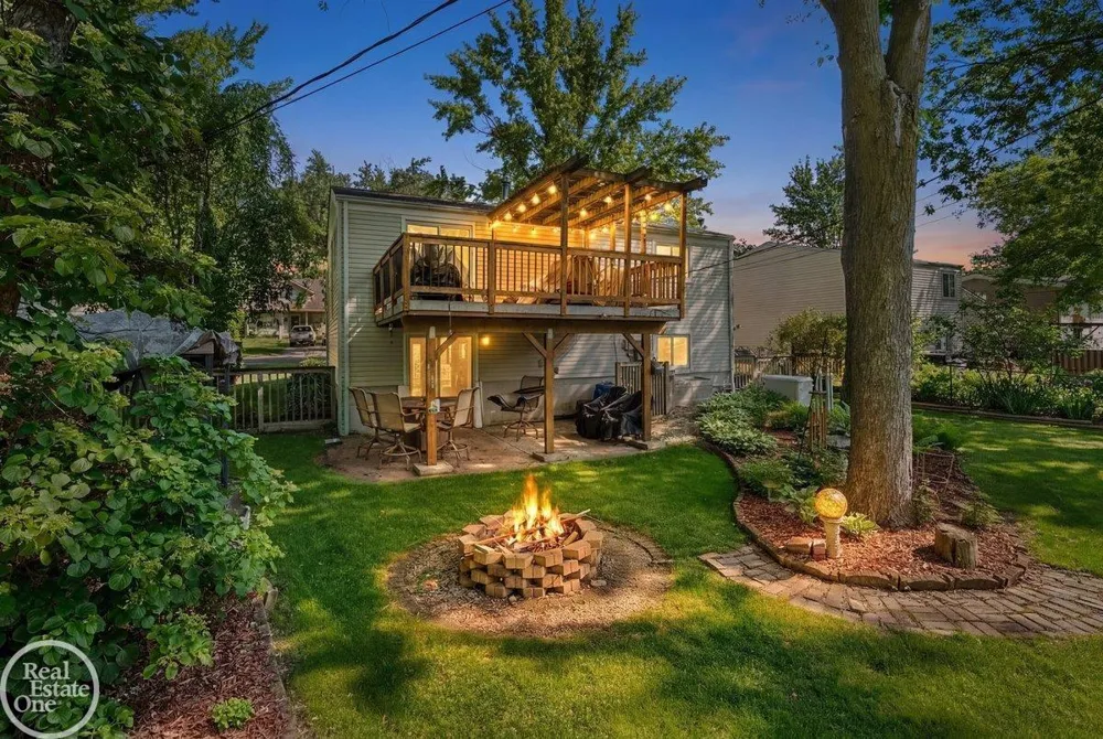 1136 Miller Road Lake Orion Village, MI 48362