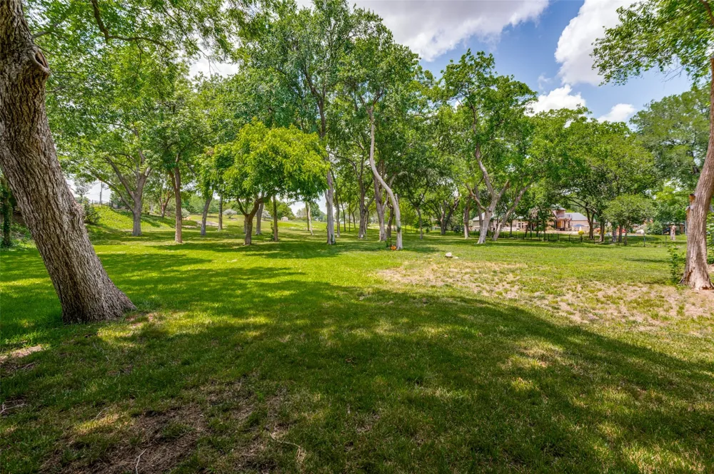2627 Twelve Oaks Lane Celina, TX 75078