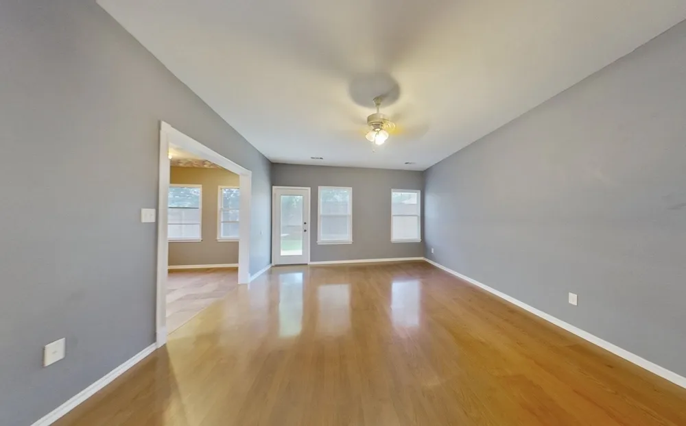 321 Boliver Avenue Lake Dallas, TX 75065