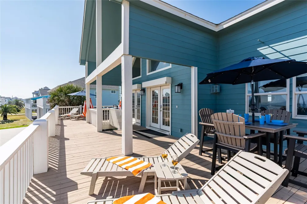 4021 Biscayne Beach Road Port Bolivar, TX 77650
