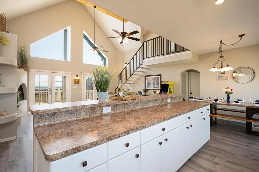 4021 Biscayne Beach Road Port Bolivar, TX 77650