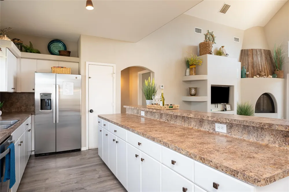 4021 Biscayne Beach Road Port Bolivar, TX 77650