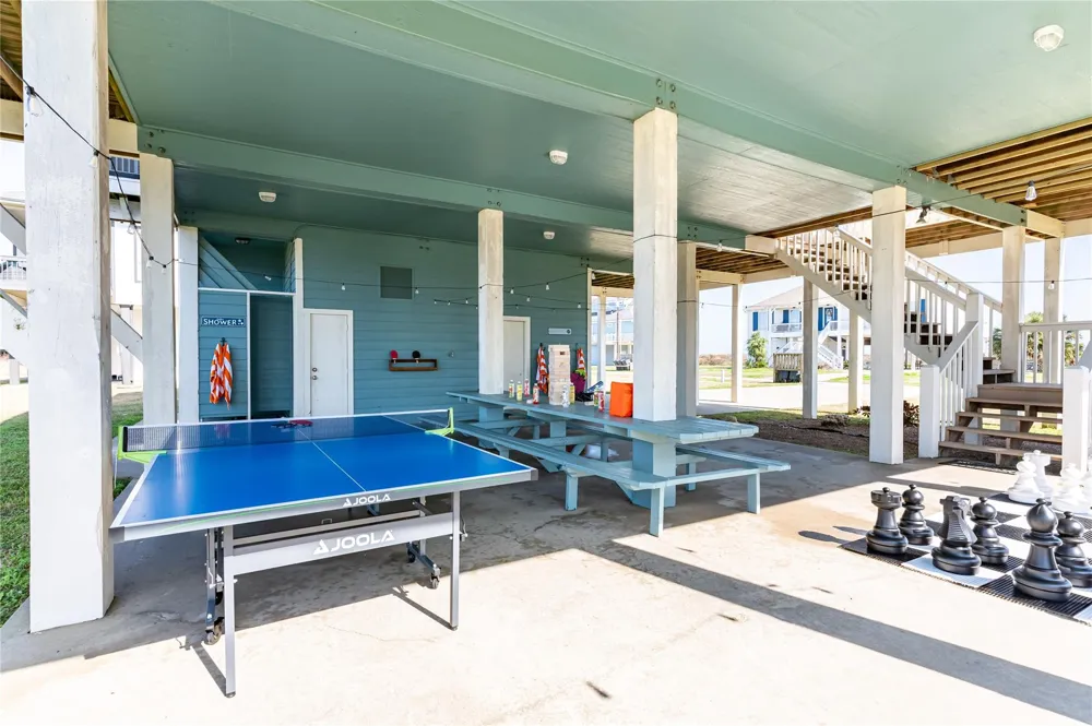 4021 Biscayne Beach Road Port Bolivar, TX 77650