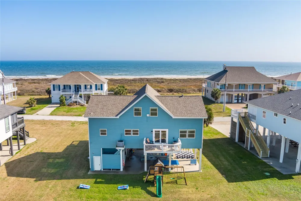 4021 Biscayne Beach Road Port Bolivar, TX 77650