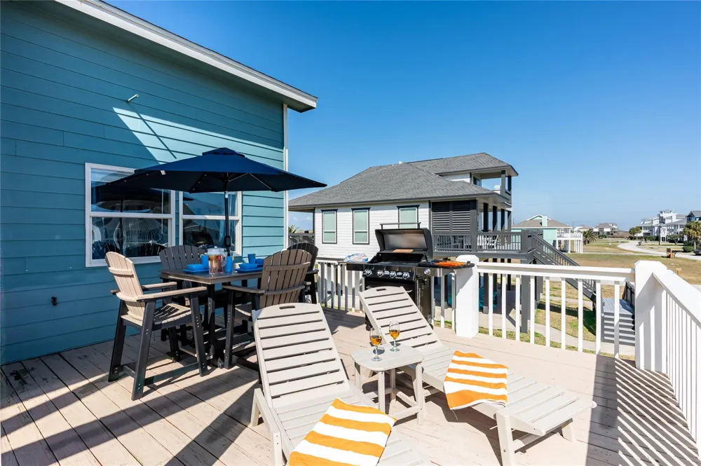 4021 Biscayne Beach Road Port Bolivar, TX 77650