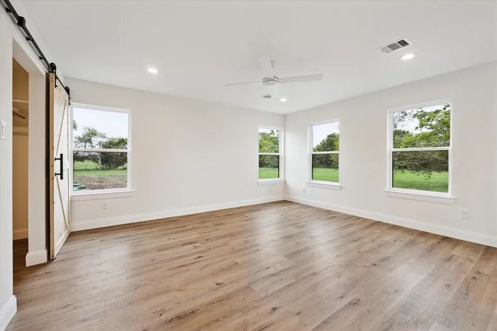 1935 Willow Road Wallis, TX 77485