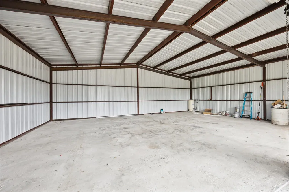 1935 Willow Road Wallis, TX 77485