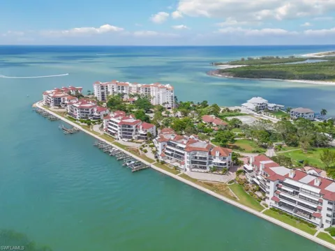 232 La Peninsula Boulevard #232