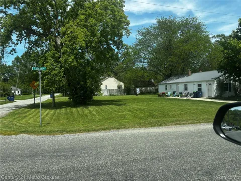 2665 Tatham Road
