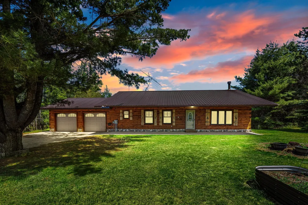15902 Penesal Road Rose Lake Township, MI 49655