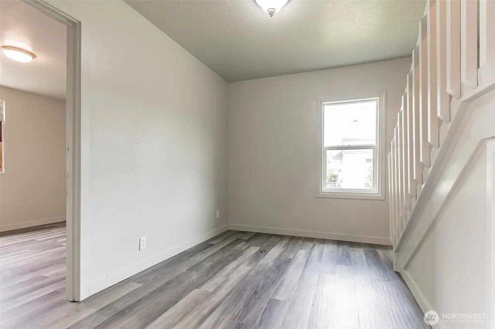 820 1st Avenue Kelso, WA 98626