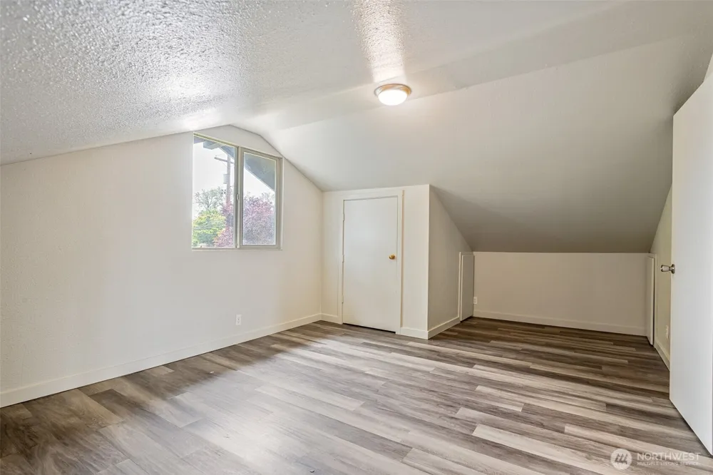 820 1st Avenue Kelso, WA 98626