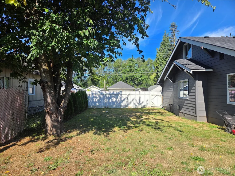 820 1st Avenue Kelso, WA 98626