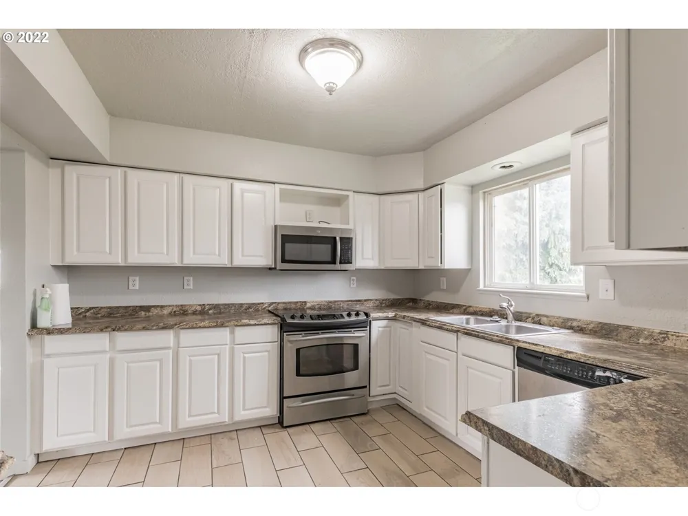 820 1st Avenue Kelso, WA 98626