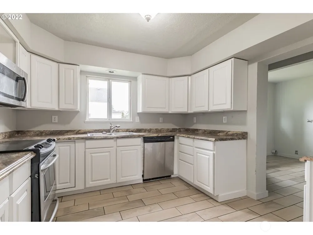 820 1st Avenue Kelso, WA 98626