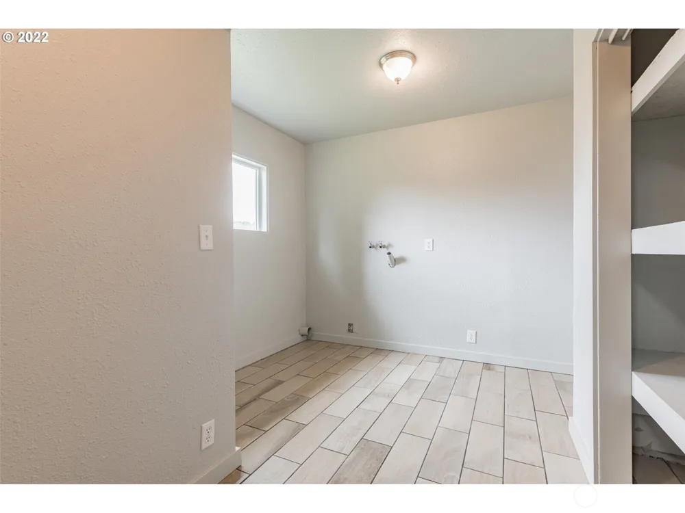 820 1st Avenue Kelso, WA 98626