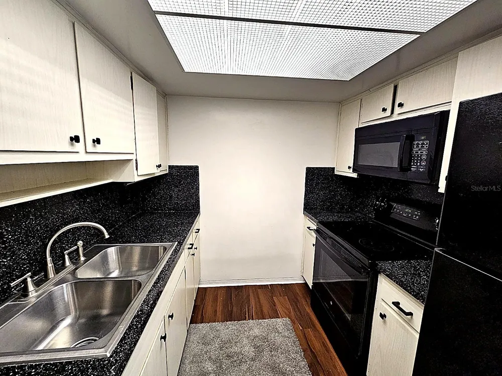 5924 5TH AVENUE #A7 St Petersburg, FL 33710