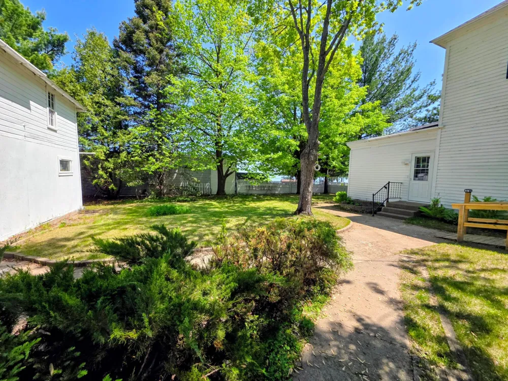 9 4th Avenue Shell Lake, WI 54871
