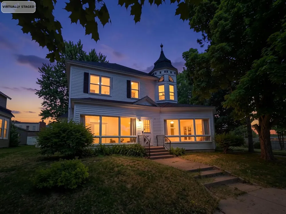 9 4th Avenue Shell Lake, WI 54871