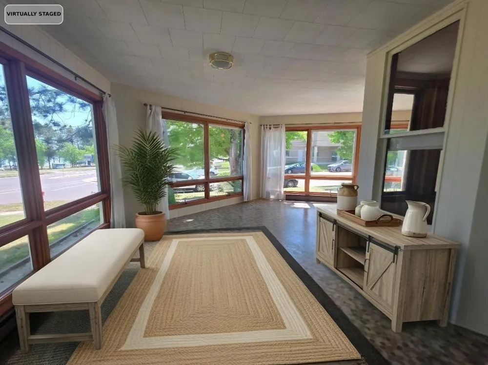 9 4th Avenue Shell Lake, WI 54871