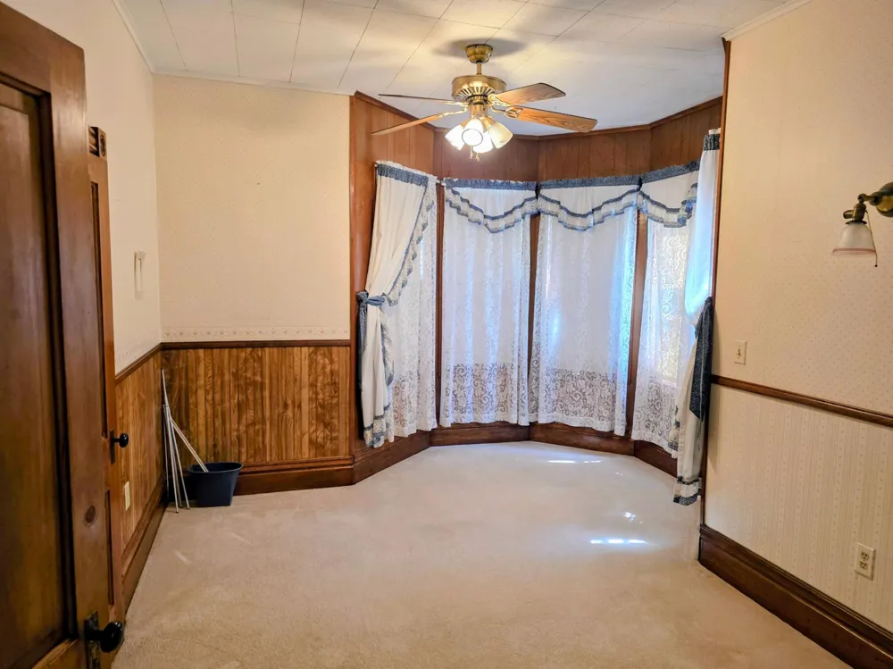 9 4th Avenue Shell Lake, WI 54871