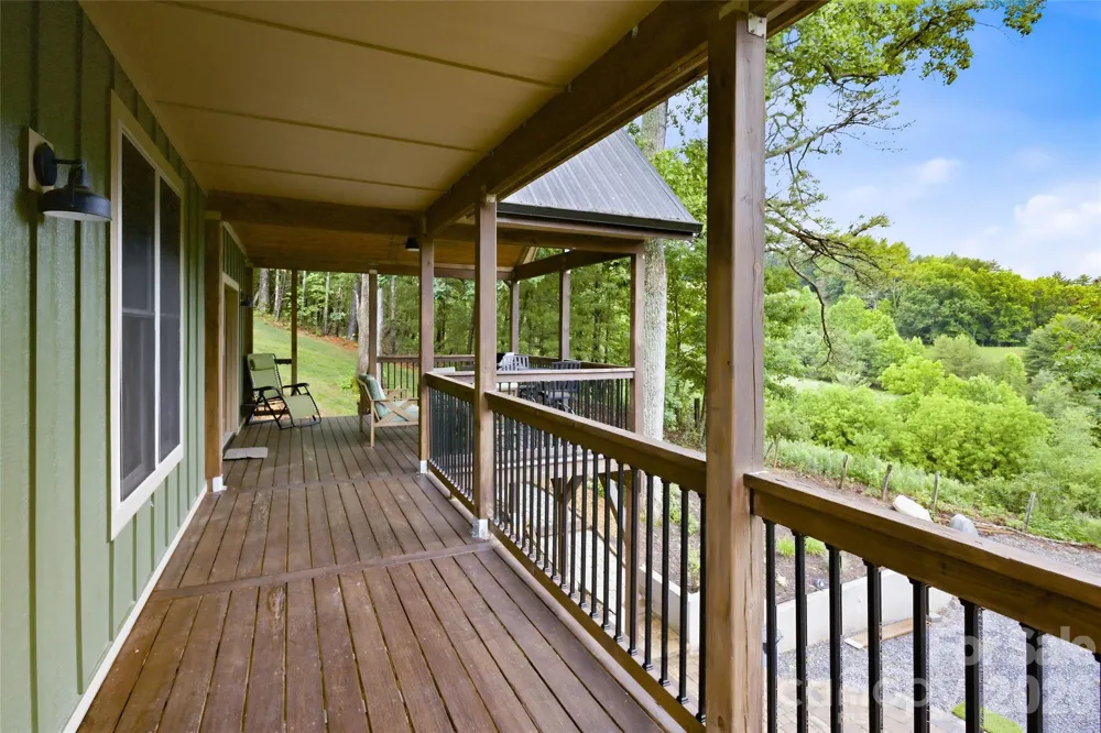 211 Wimbledon Court Leicester, NC 28748