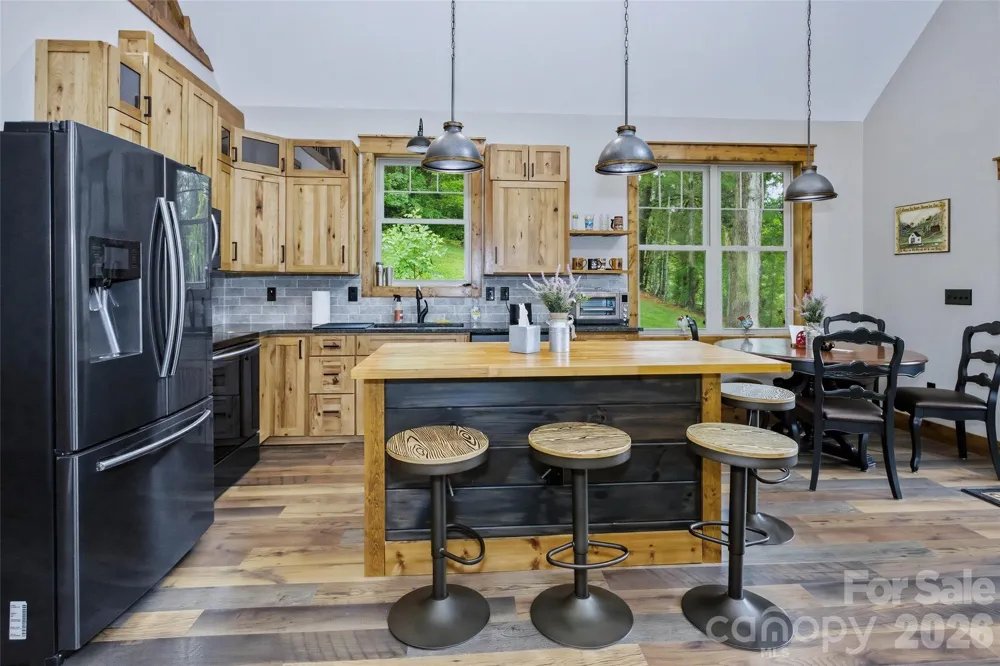 211 Wimbledon Court Leicester, NC 28748