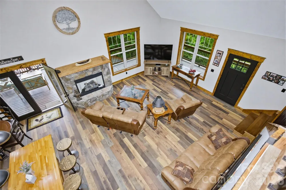 211 Wimbledon Court Leicester, NC 28748