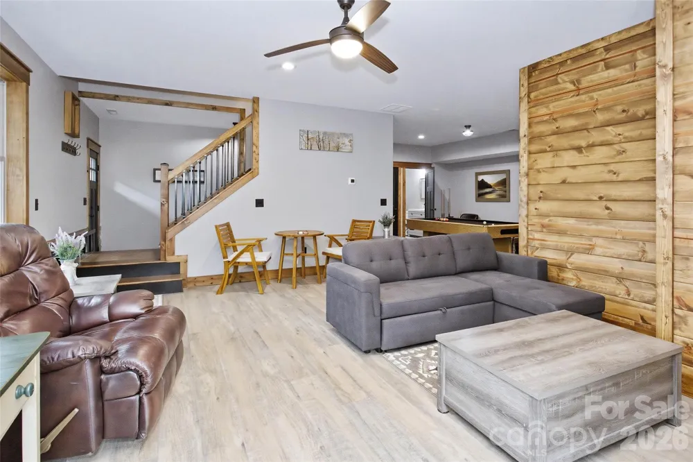 211 Wimbledon Court Leicester, NC 28748