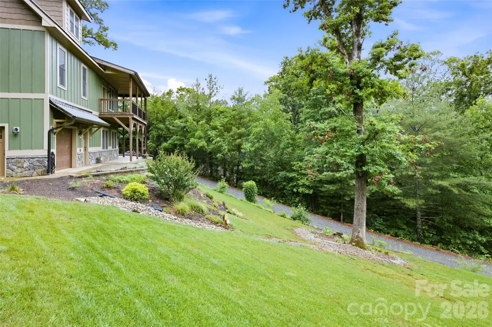 211 Wimbledon Court Leicester, NC 28748