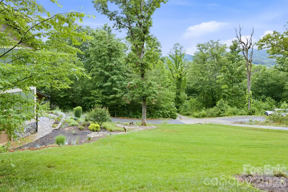 211 Wimbledon Court Leicester, NC 28748