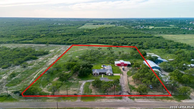 580 Fm 1332 Jourdanton, TX 78026