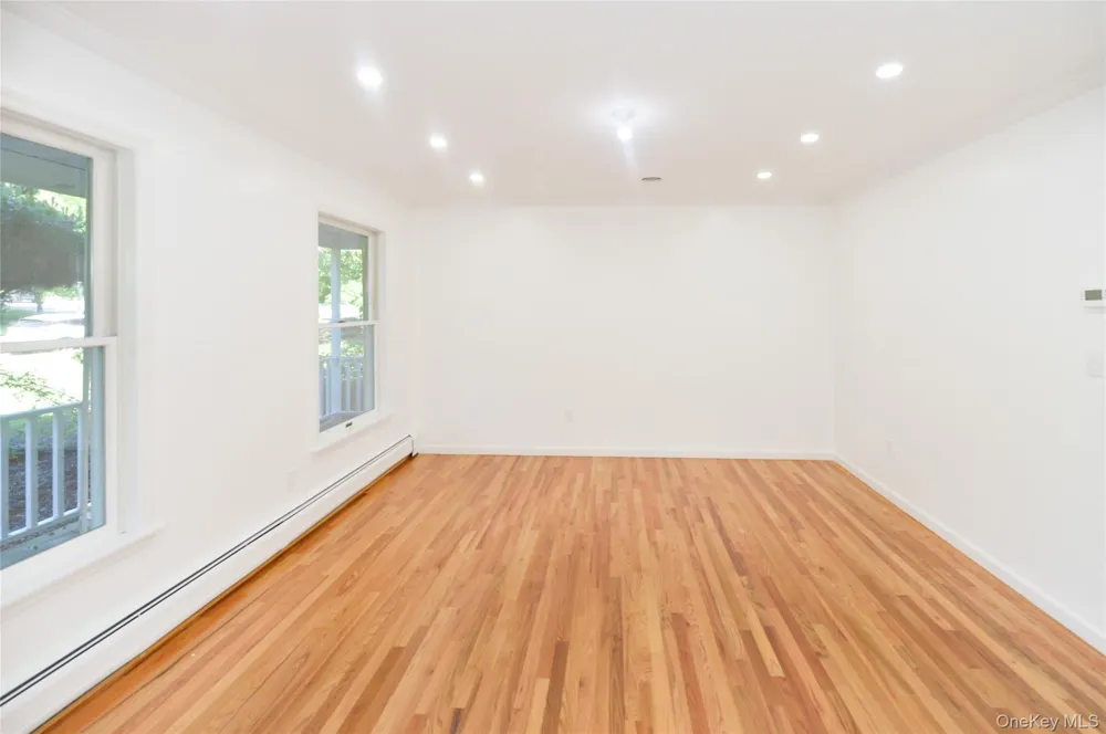6 S Post Lane Airmont, NY 10952